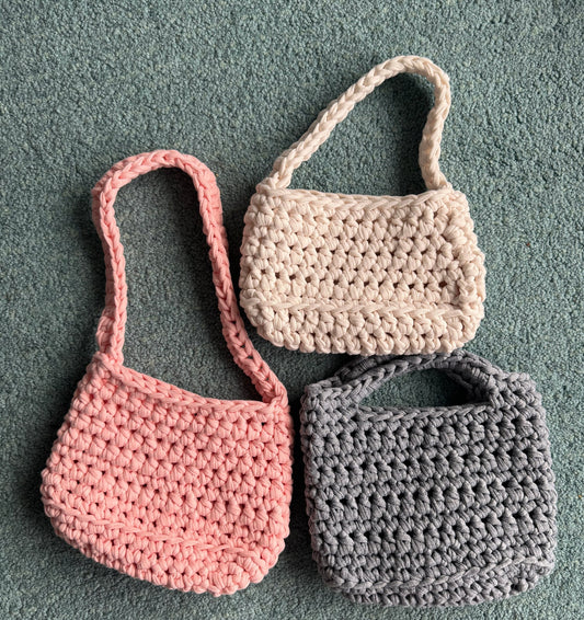 T-shirt yarn crochet fashion handbag