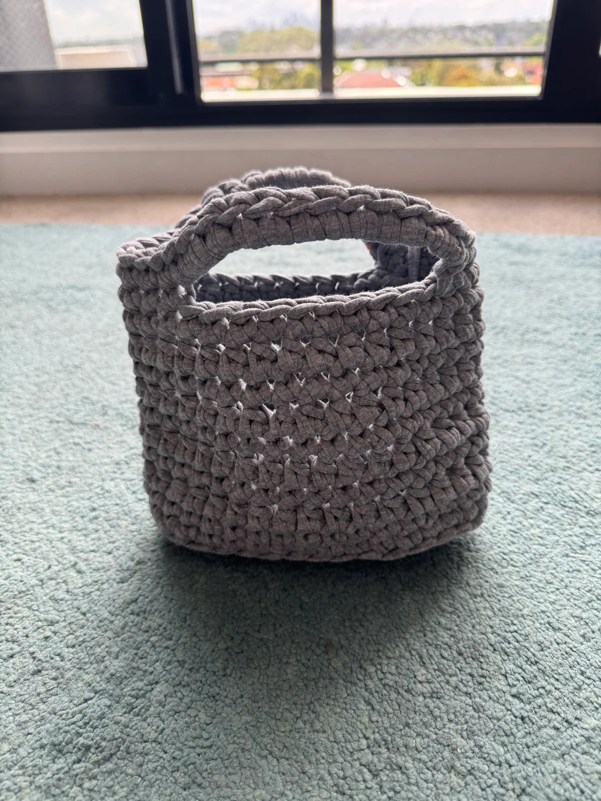 T-shirt yarn crochet fashion handbag